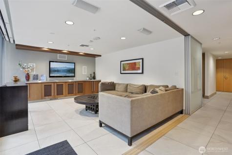820 Blanchard Street Seattle WA 98121
