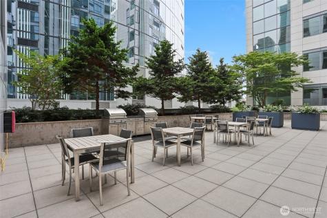 820 Blanchard Street Seattle WA 98121