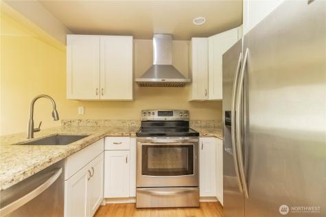 17425 119th Lane SE Renton WA 98058