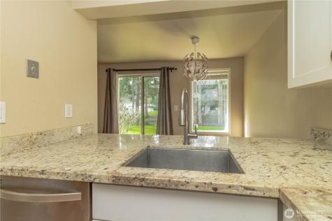 17425 119th Lane SE Renton WA 98058