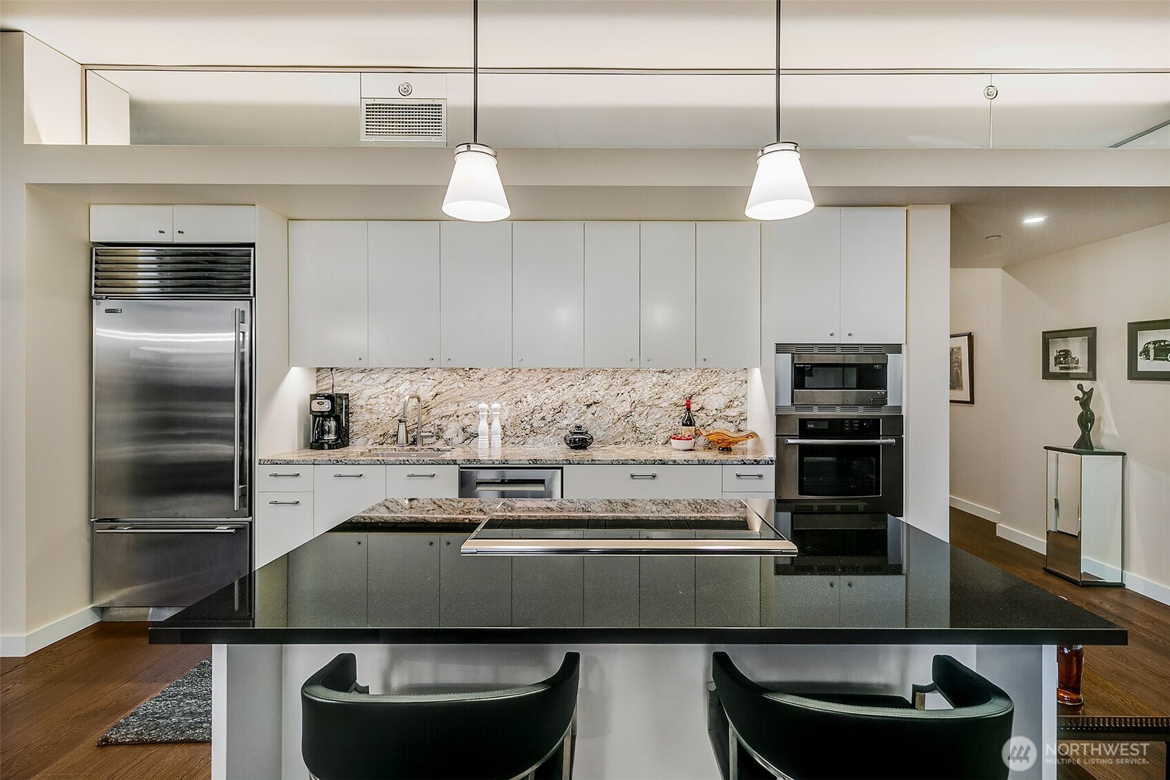 909 5th Avenue Seattle WA 98164