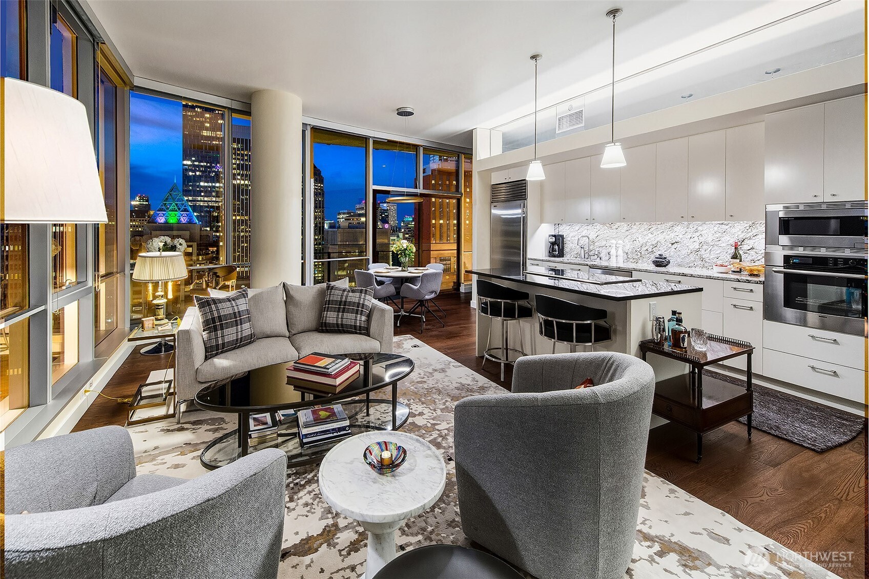 909 5th Avenue Seattle WA 98164