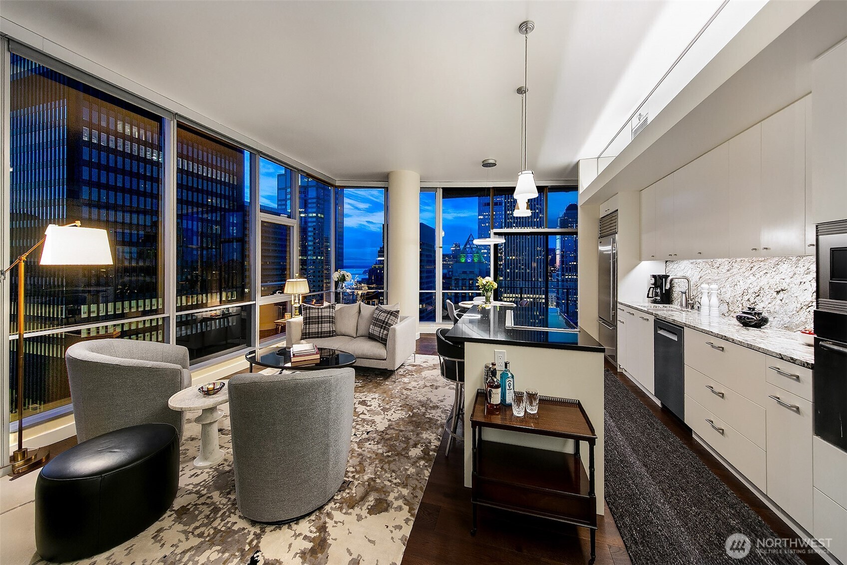 909 5th Avenue Seattle WA 98164