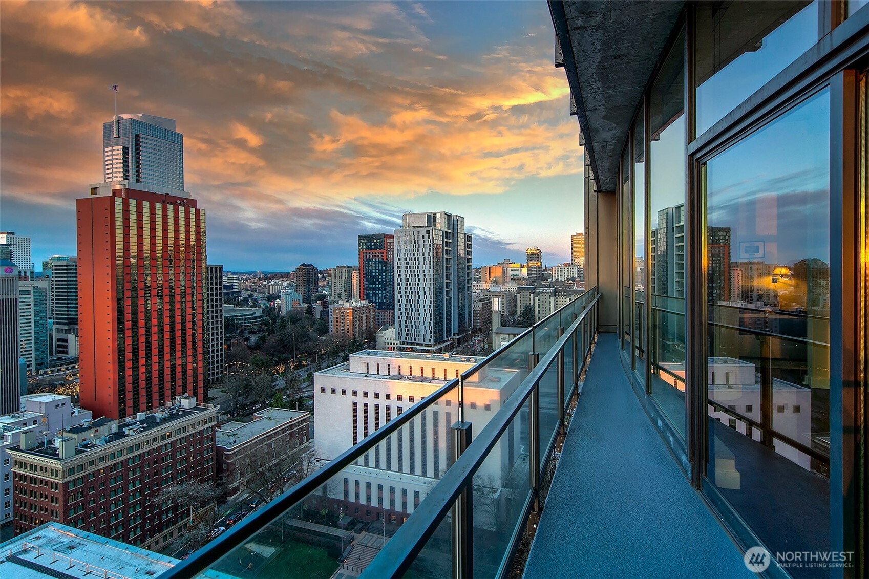 909 5th Avenue Seattle WA 98164