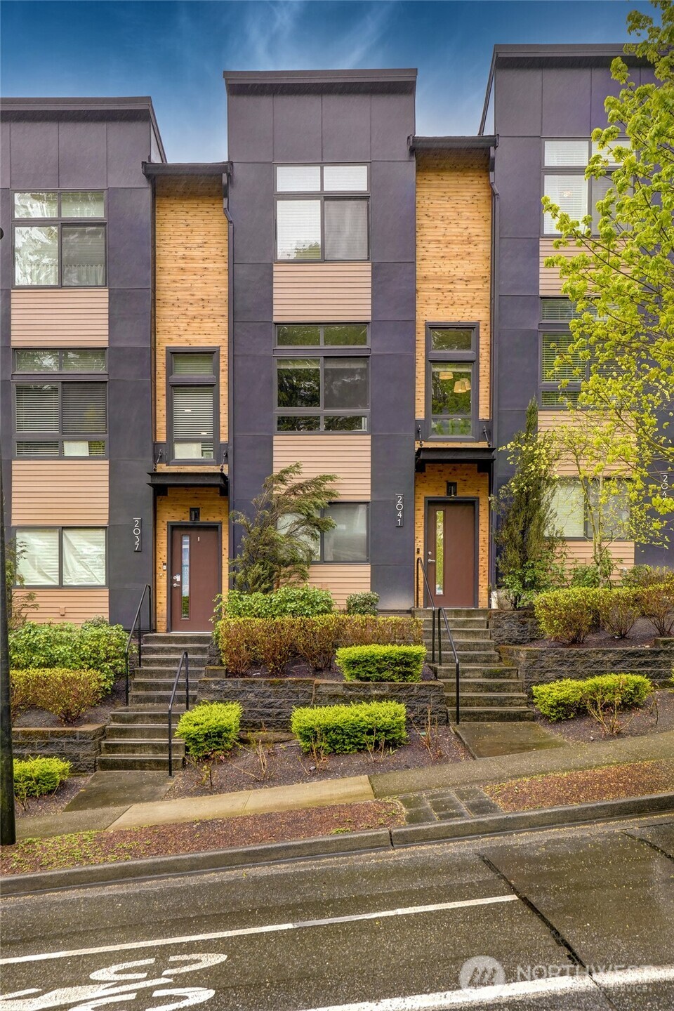 2041 NW Talus Drive Issaquah WA 98027