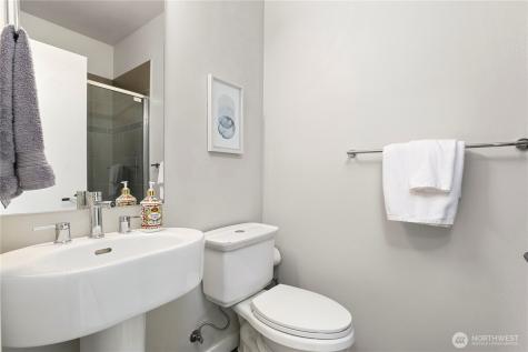 2041 NW Talus Drive Issaquah WA 98027