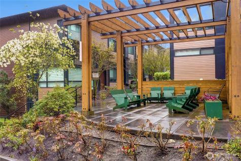 2041 NW Talus Drive Issaquah WA 98027