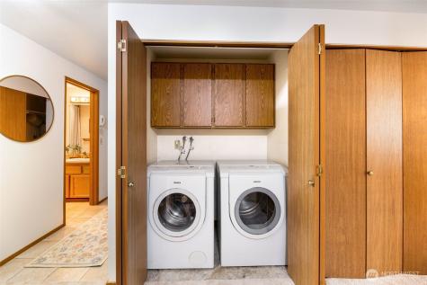 6910 SW California Avenue Seattle WA 98136
