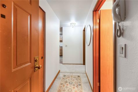 6910 SW California Avenue Seattle WA 98136