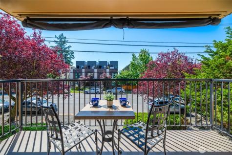 6910 SW California Avenue Seattle WA 98136