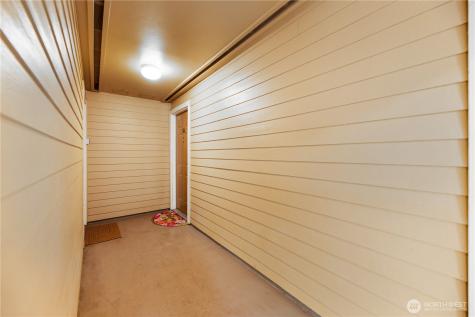 6910 SW California Avenue Seattle WA 98136