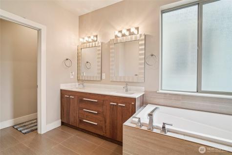 301 S 47th Street Renton WA 98055