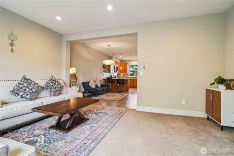 301 S 47th Street Renton WA 98055