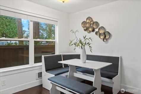 22910 90th Avenue W Edmonds WA 98026