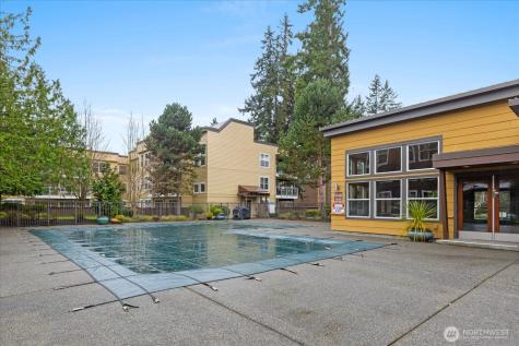 22910 90th Avenue W Edmonds WA 98026