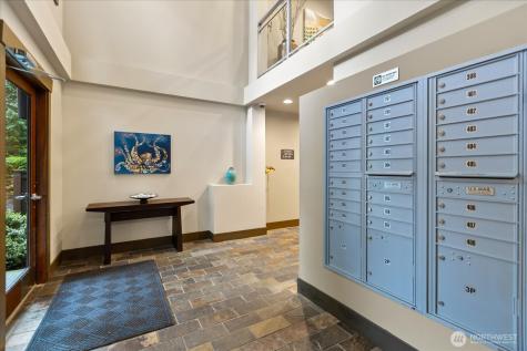 22910 90th Avenue W Edmonds WA 98026