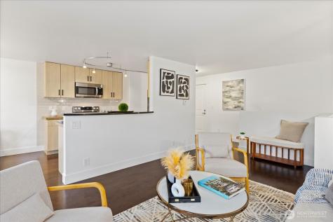 22910 90th Avenue W Edmonds WA 98026