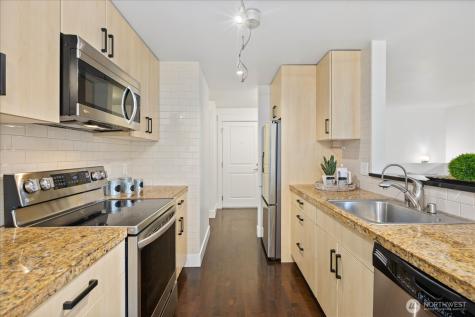 22910 90th Avenue W Edmonds WA 98026