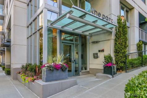 76 Cedar Street Seattle WA 98121