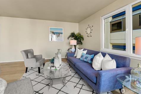 76 Cedar Street Seattle WA 98121