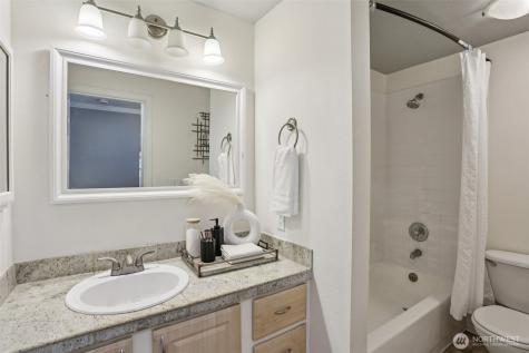 11103 NE 124th Lane Kirkland WA 98034