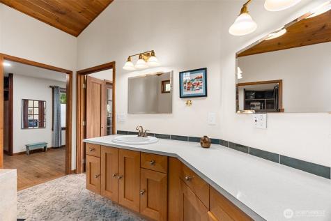 2347 48th Avenue SW Tumwater WA 98512