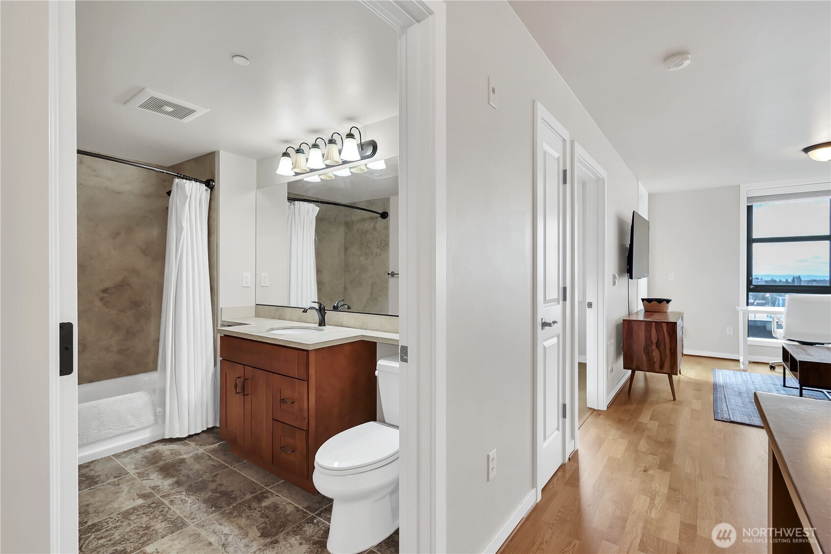 4116 California Avenue SW Seattle WA 98116