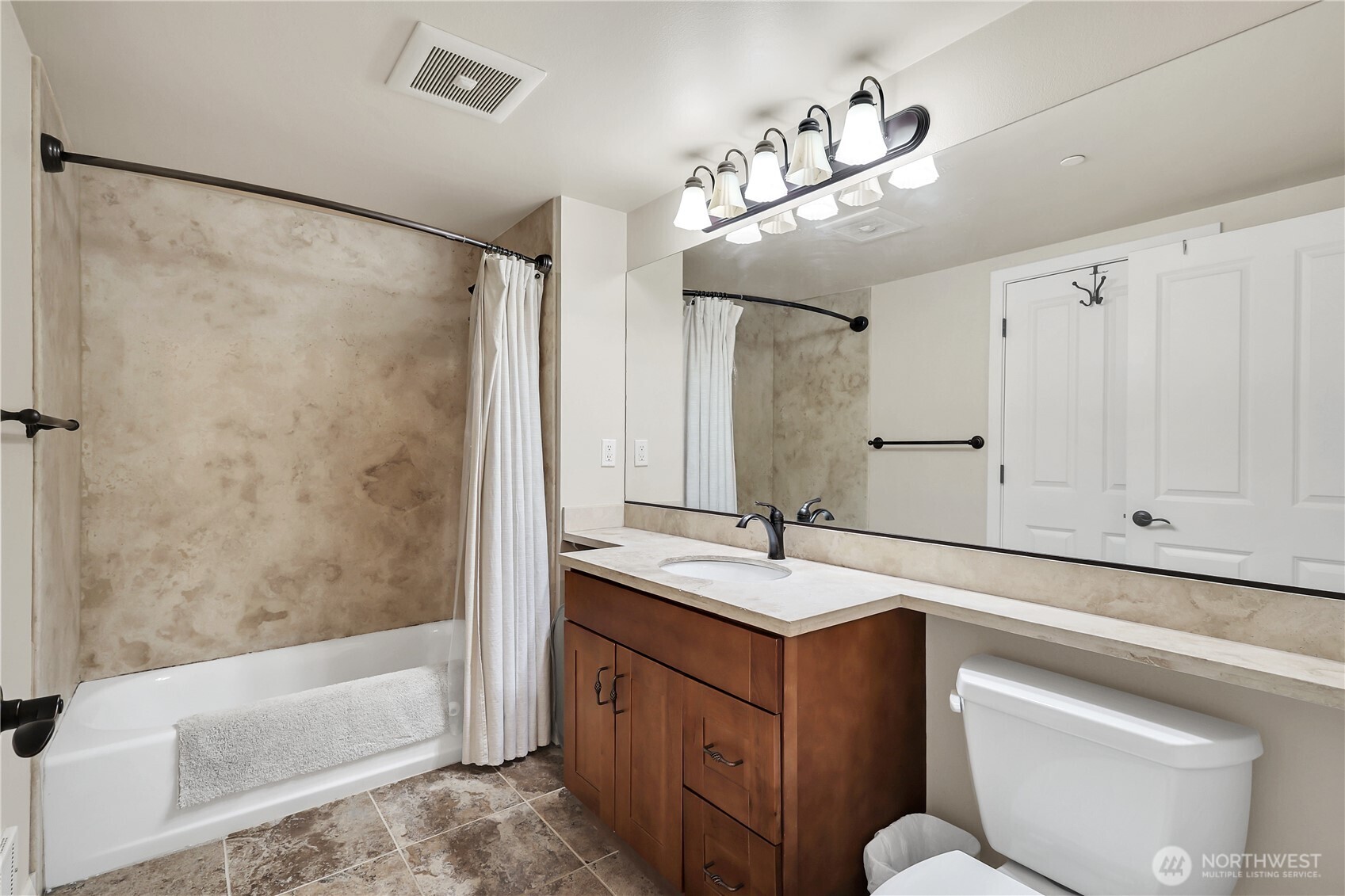 4116 California Avenue SW Seattle WA 98116