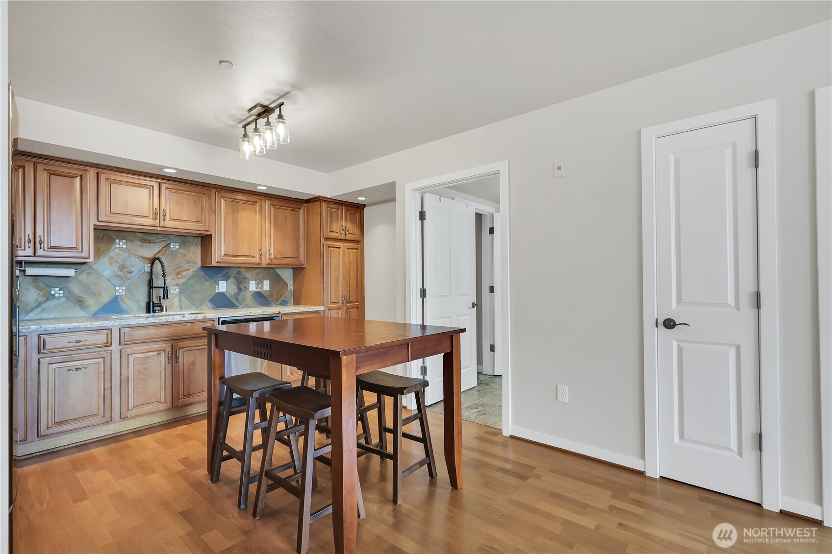 4116 California Avenue SW Seattle WA 98116