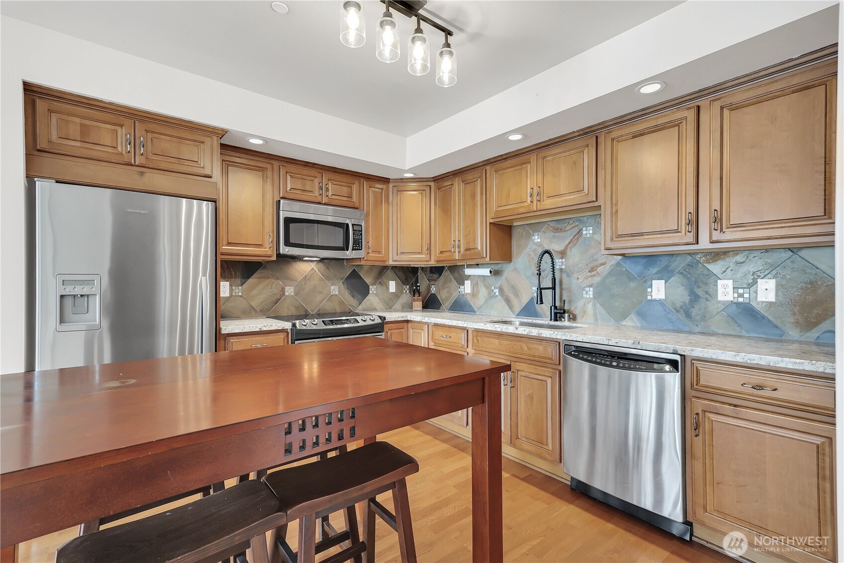 4116 California Avenue SW Seattle WA 98116