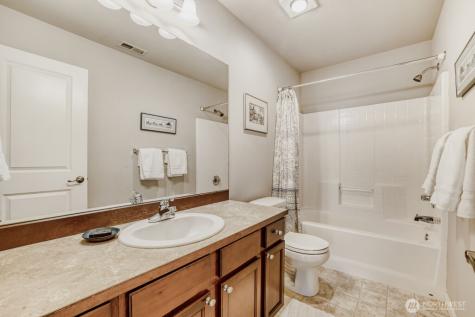 18705 101st Avenue NE Bothell WA 98011
