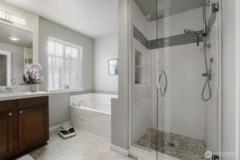 18705 101st Avenue NE Bothell WA 98011