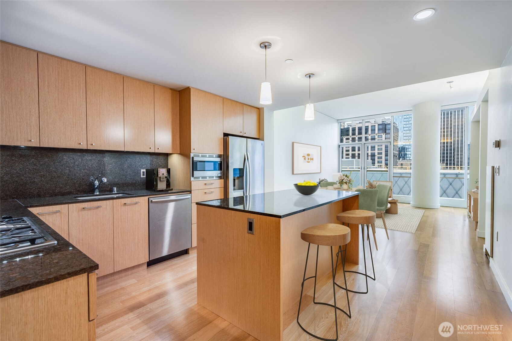 909 5th Avenue Seattle WA 98164