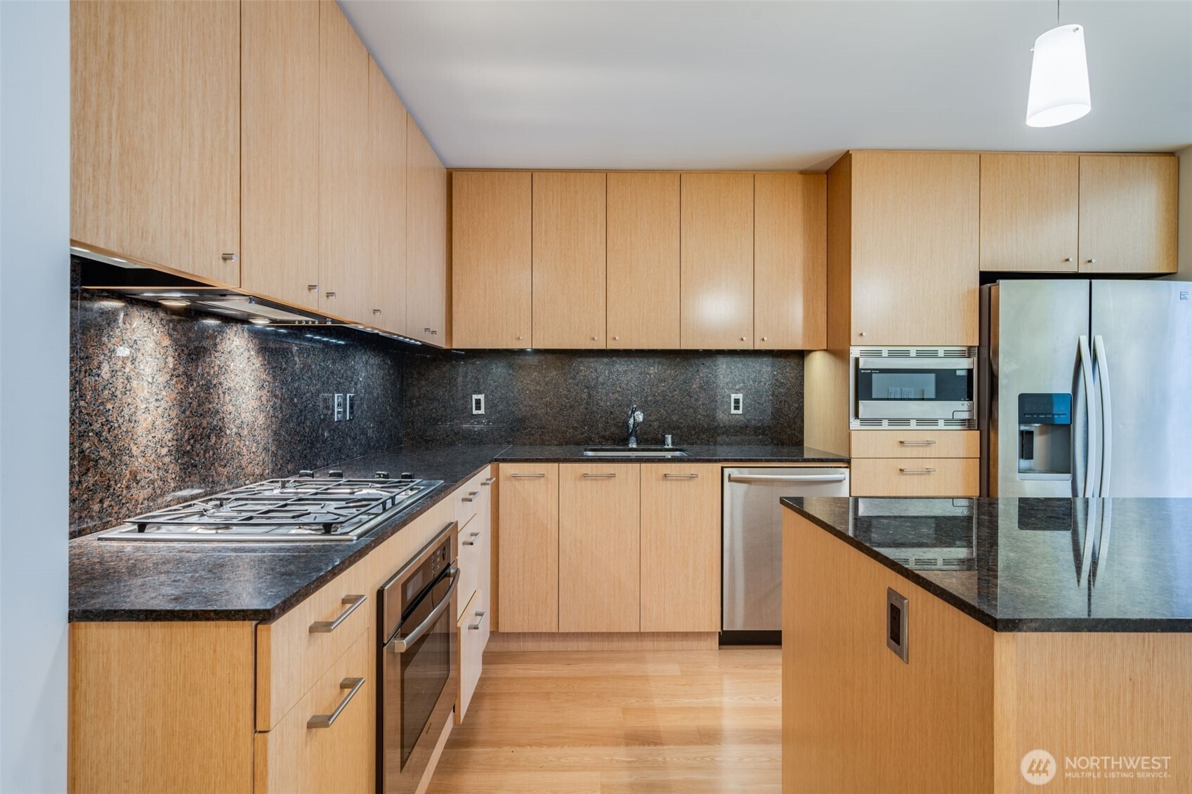 909 5th Avenue Seattle WA 98164