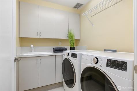 129 3rd Avenue Kirkland WA 98033