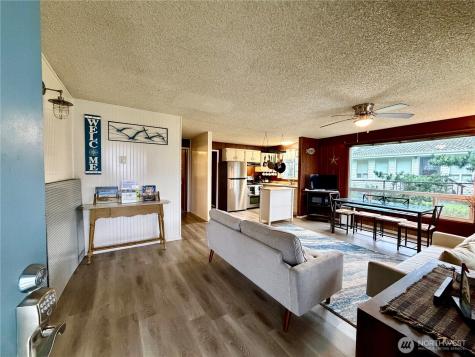757 Ocean Court NW Ocean Shores WA 98569