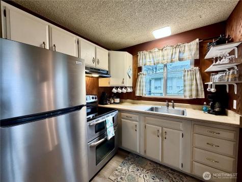 757 Ocean Court NW Ocean Shores WA 98569