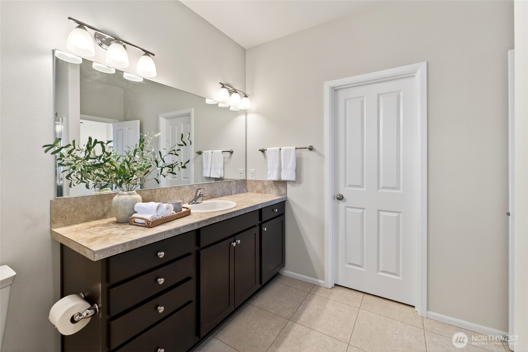 104 Walnut Ave SW Orting WA 98360