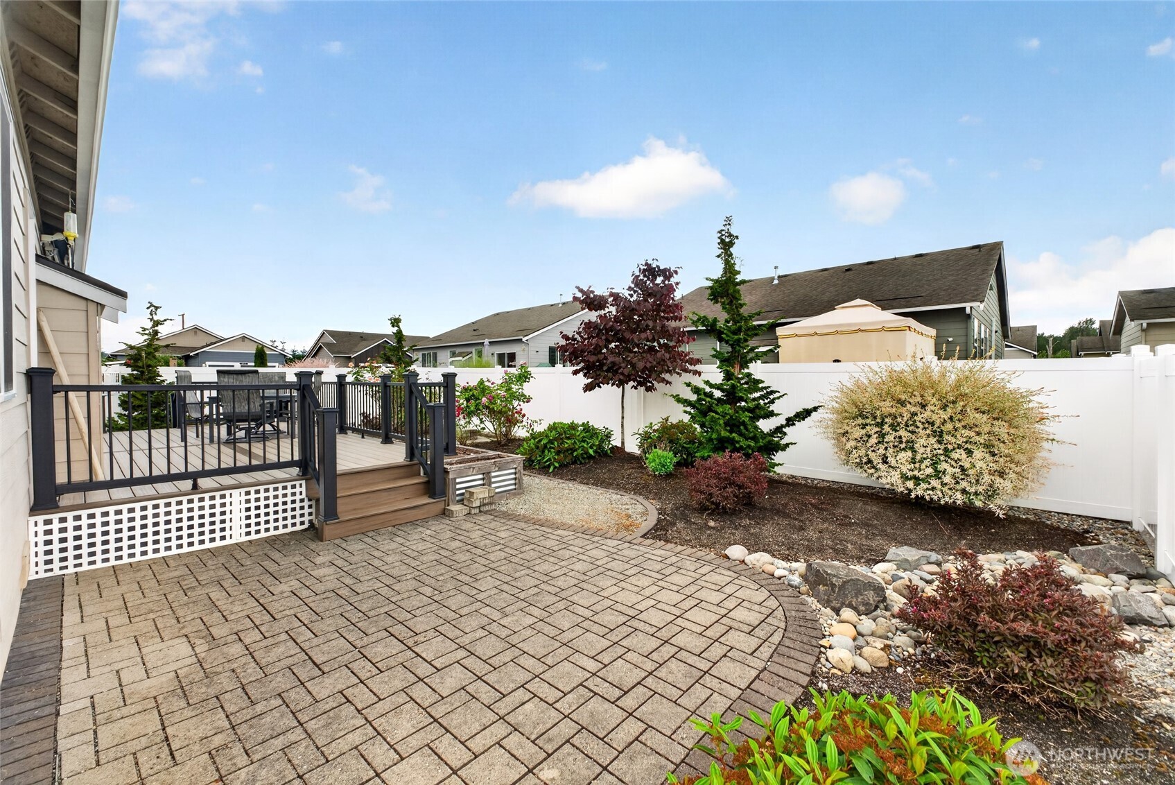 104 Walnut Ave SW Orting WA 98360