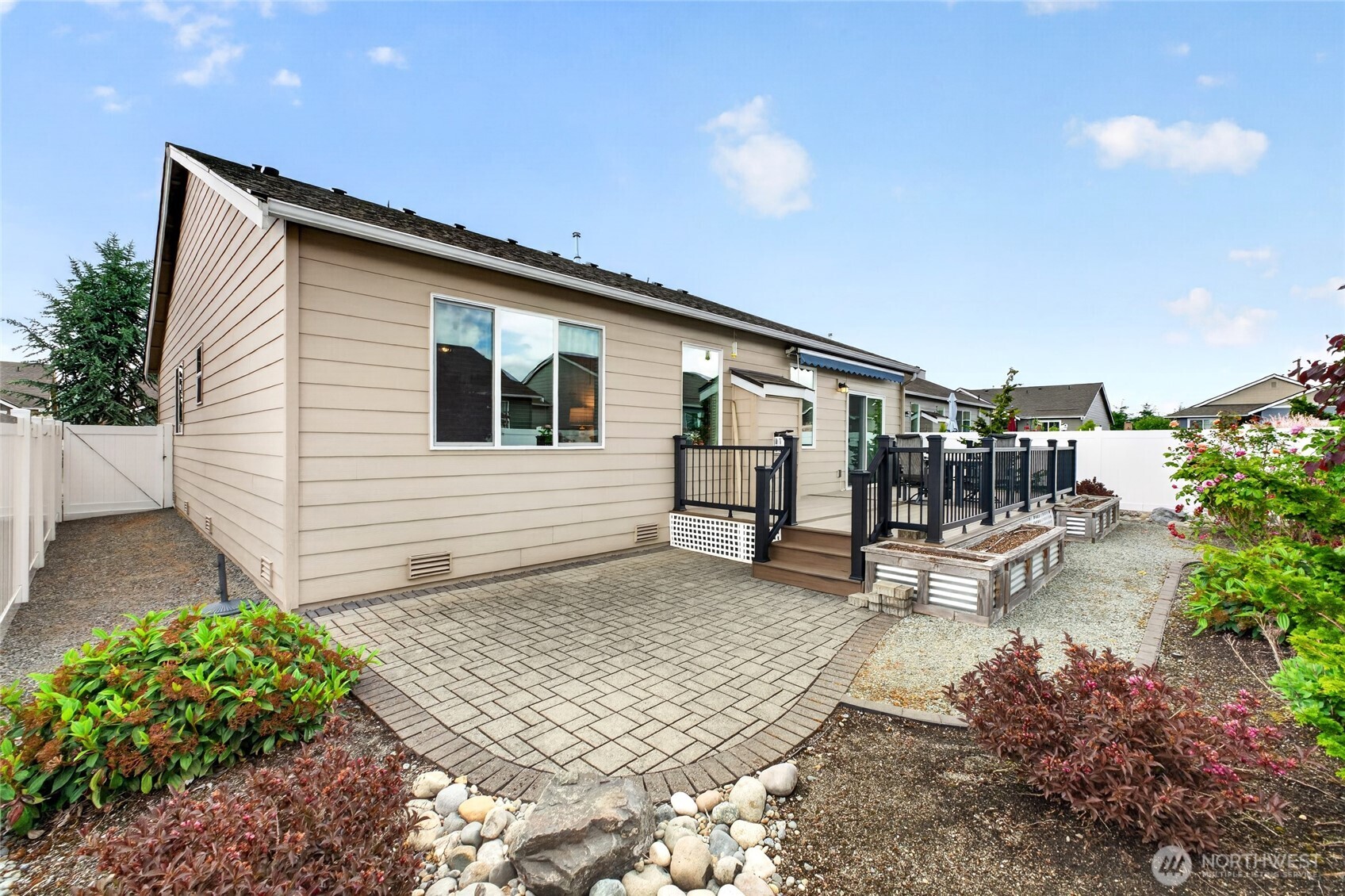 104 Walnut Ave SW Orting WA 98360