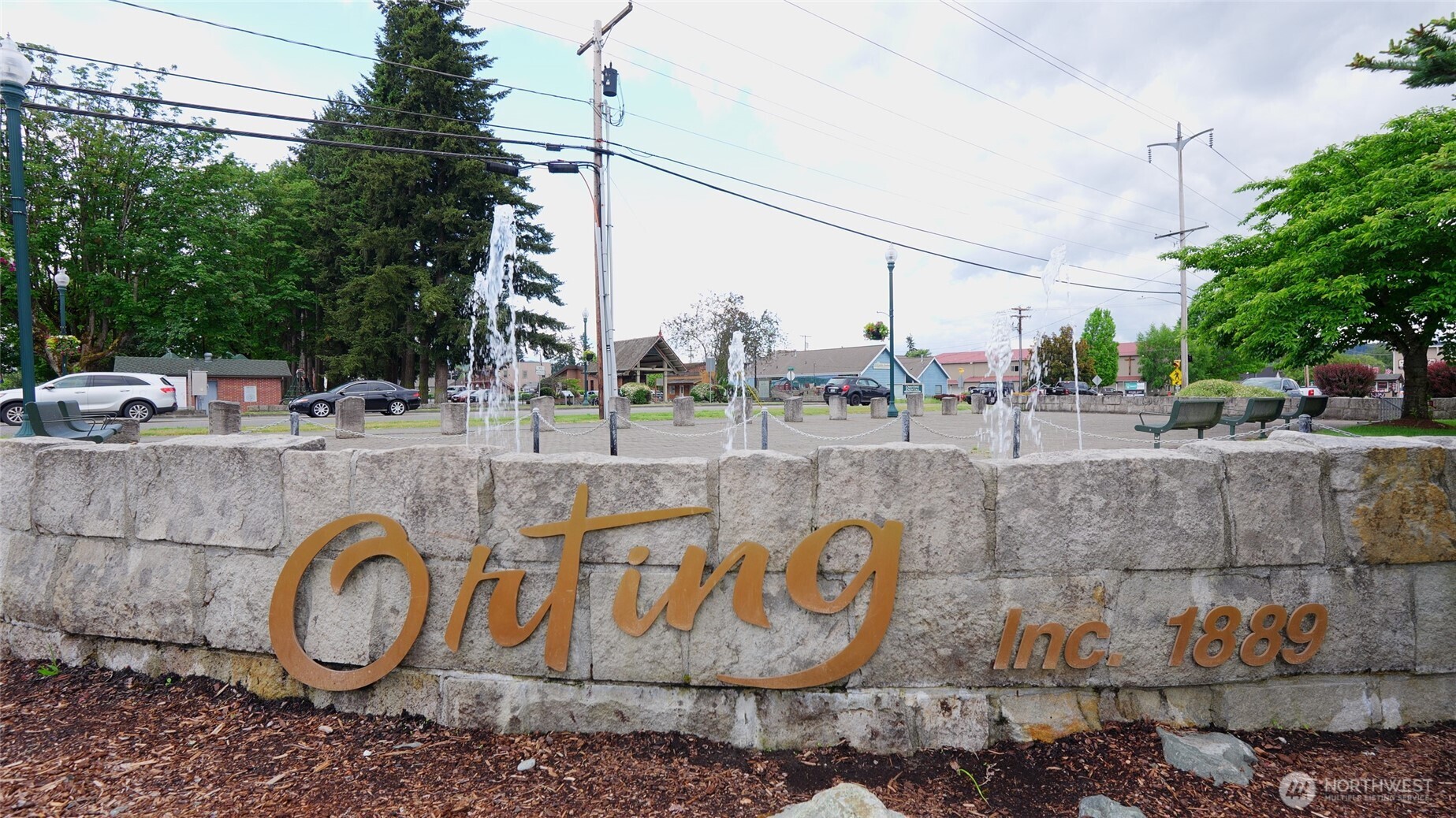 104 Walnut Ave SW Orting WA 98360