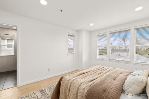 2680 139th Avenue SE Bellevue WA 98005