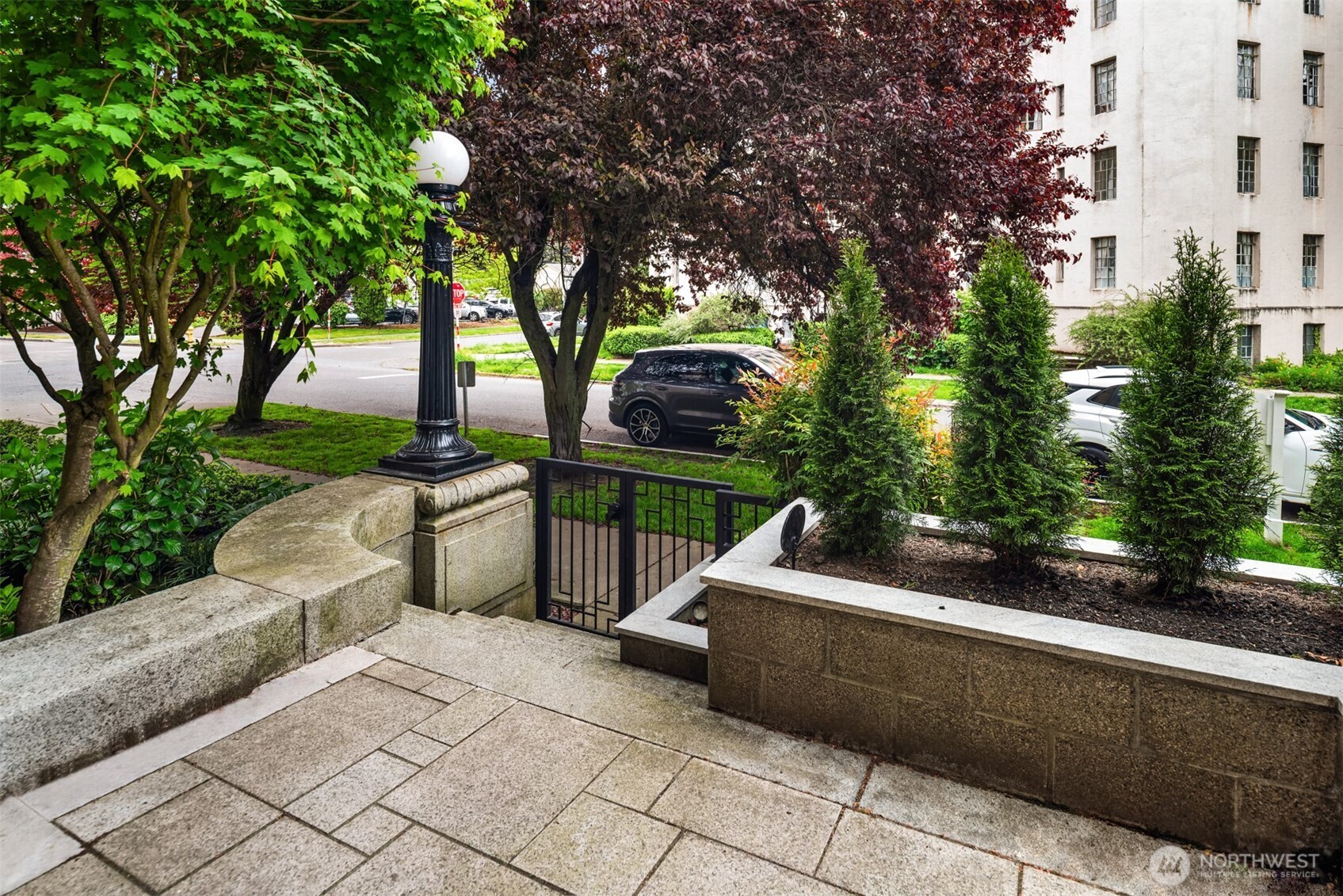 1845 16th Avenue Seattle WA 98122