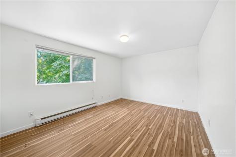 11556 Greenwood Avenue N Seattle WA 98133