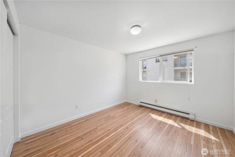 11556 Greenwood Avenue N Seattle WA 98133