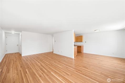 11556 Greenwood Avenue N Seattle WA 98133