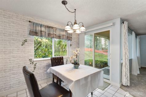 20026 Viking Crest Loop NE Poulsbo WA 98370