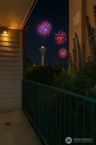 530 4th Avenue W Seattle WA 98119