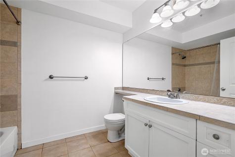 530 4th Avenue W Seattle WA 98119