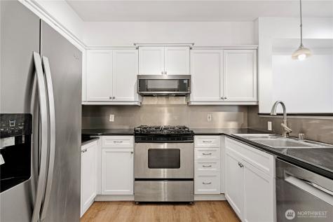 530 4th Avenue W Seattle WA 98119